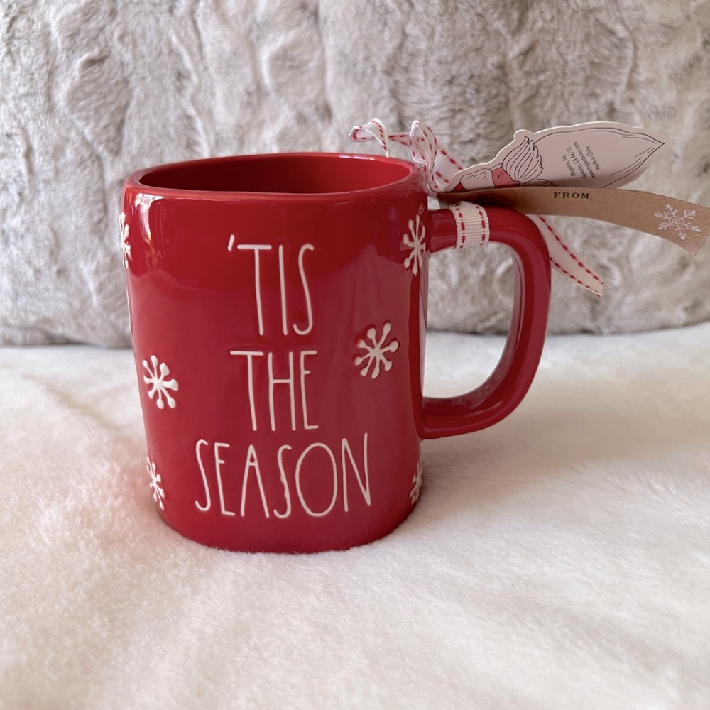 Rae Dunn ‘Tis the season mug NWT